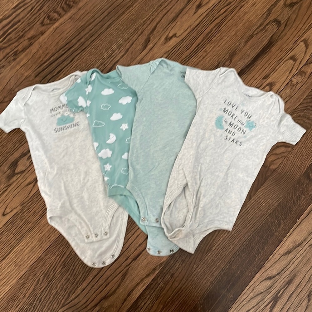 Carter’s, 4 pack, short sleeve onesies